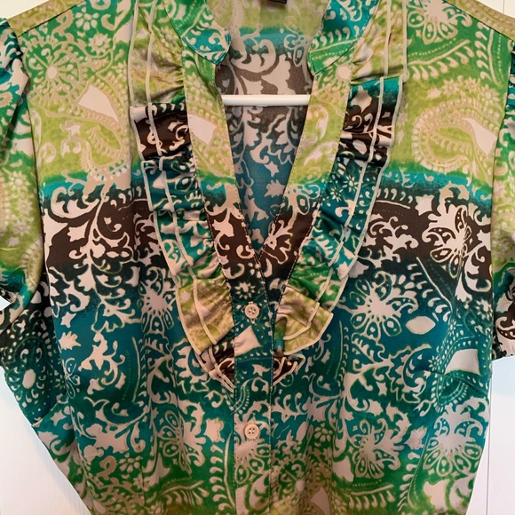 East 5th Women’s Medium Blouse NWOT - Picture 3 of 8